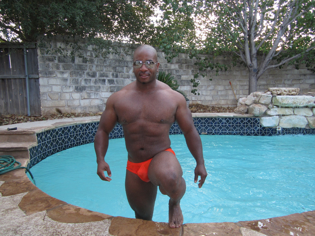 blackdaddyissues:  Cool Breeze