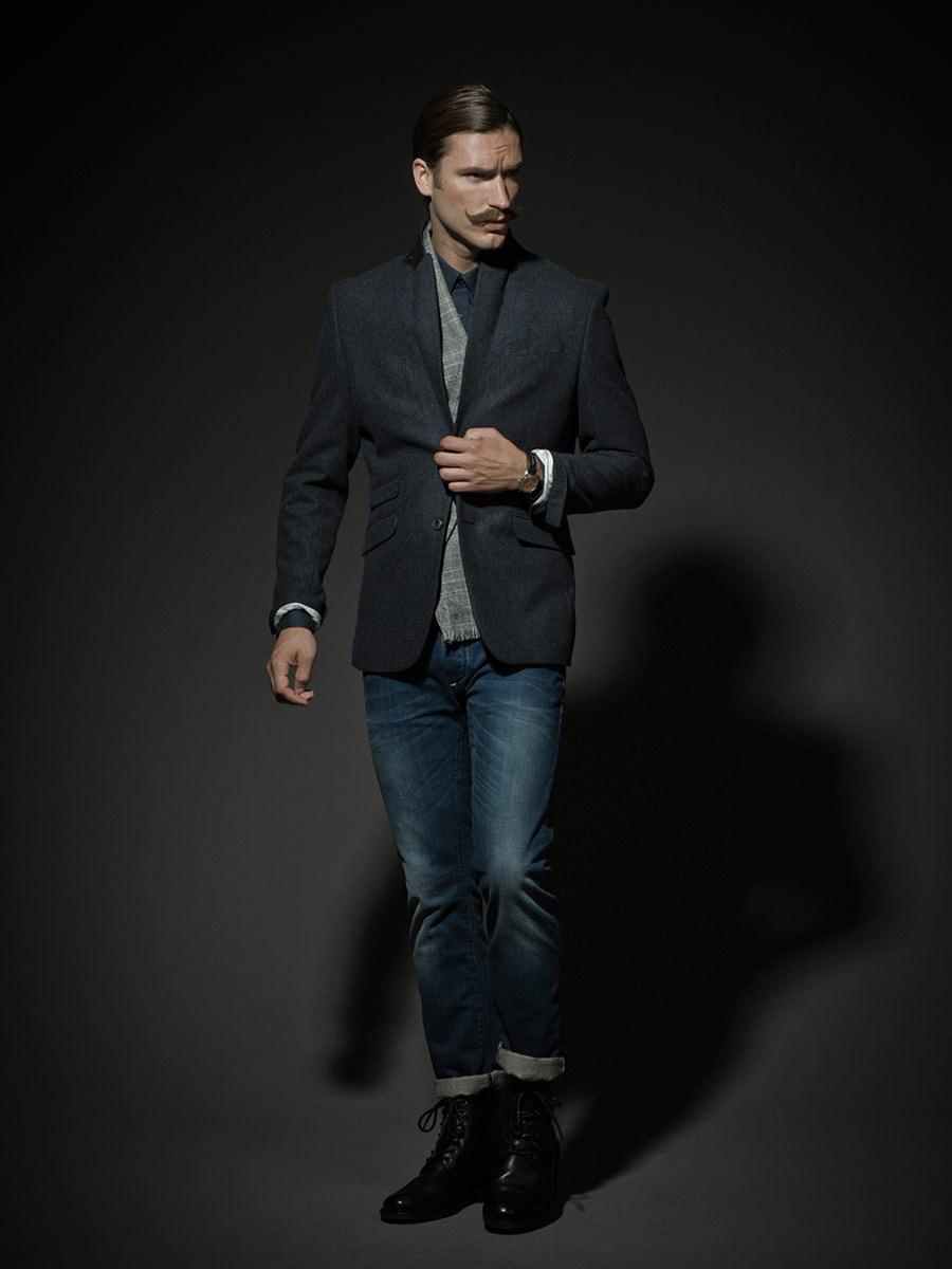 GUYS IN BOOTS