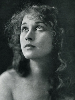  Anna Q. Nilsson, Photoplay Magazine, June 1916 