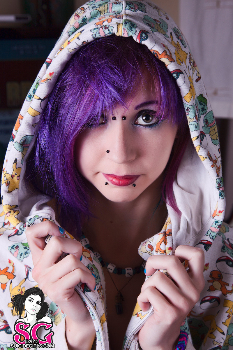 thedarksideofgruff:  Cheska - Playing Games Click Here For More Suicide girls 