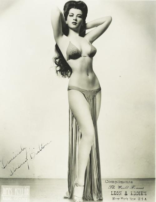 salutetheclassics:  Burlesque dancer Sherry Britton, c. 1940’s 