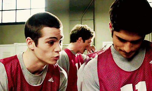 marielikestodraw:mrssourwolf:tanggay:is isaac sersiously checking out stiles’s buttomfg. the super s