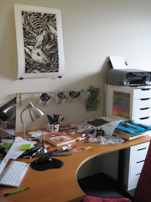 Today my Teagan White print arrived! Also I finally got my desk situation sorted out, so the art is 