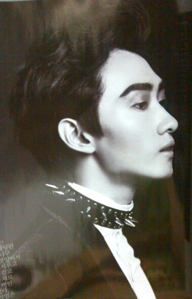 superandyy:  eunhyuk for singles 