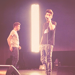 dailyonedirection:  The boys rehearsing for the iTunes Festival 