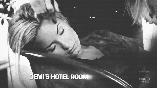hellyeahdemi:  AWWWWWWWWWWWWWWWWWWWWWWWWWWWWWWWWWWWWWWWWWWWWWW YOU’RE SO CUTE OMG YOU’RE SUCH A DOLL I LOVE YOU SO MUCH
