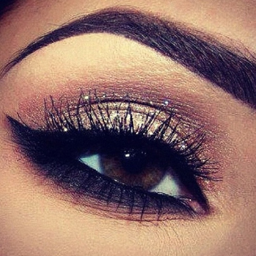 gorgeous-ordinary-females:  http://gorgeous-ordinary-females.tumblr.com/ 