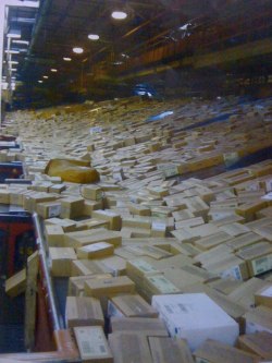 Thousands of iPhone 5 going through FedEx