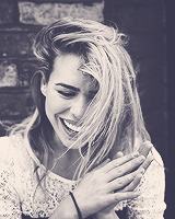 aintborntipycal-blog:  HAPPY 30th BIRTHDAY BILLIE!  