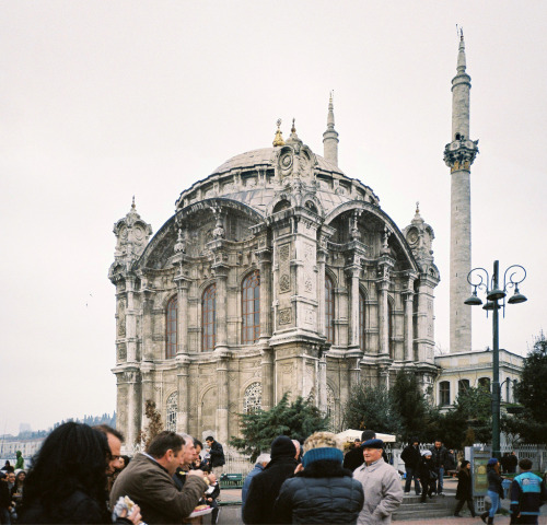 allthingseurope:  Ortaköy Mosque, Istanbul (by sputnik 57) 
