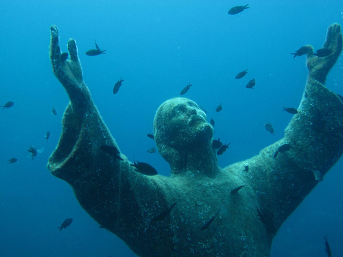 travelingcolors: Christ of the Abyss, Camogli and Portofino | Italy (by Roberto 1951)