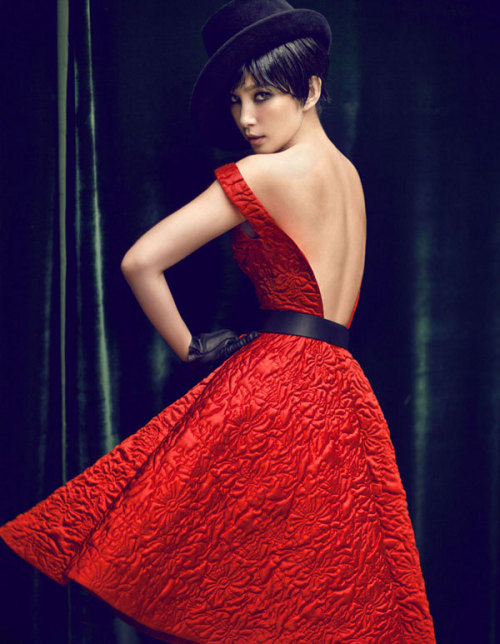 李冰冰 (Li Bingbing), for &lsquo;Vogue&rsquo; [10 '12]