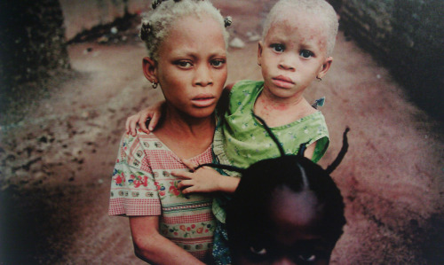 nobodycangiveyoufreedom:  Burkina Faso, siblings   