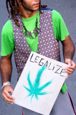  LEGALIZE !  