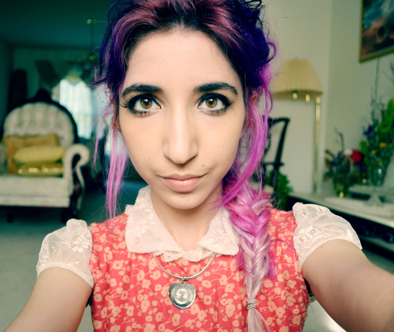 nenolovesyou:  used ocean mist mineral make up today in buttermilk foundation &amp;