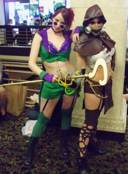 savingthrowvssexy:  Rule 63 Riddler by ~angltigr 