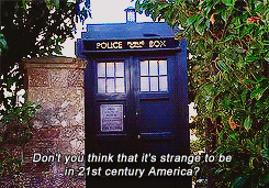 doomslock:AU - Sam, You Nerd└ Most people walk past the TARDIS without a second glance but Sam isn’t