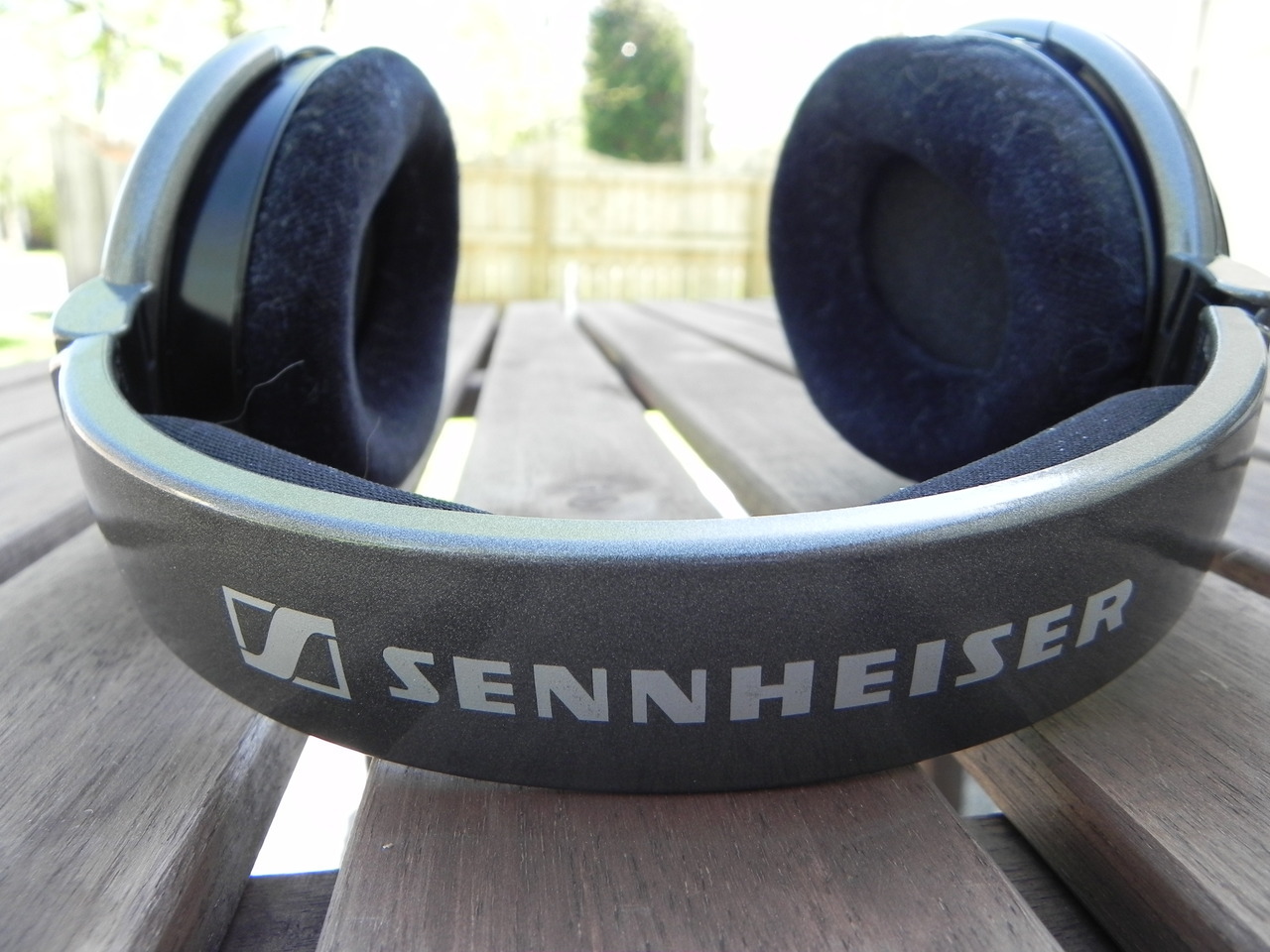 audio-paradise:  Sennheiser HD 650 Headphones Retail: $454.95 Only available in one