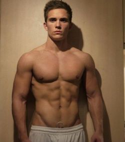 mancrushoftheday:  Visit The Man Crush Blog | Twitter | Facebook | Google