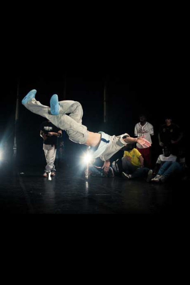 xyrel-blr:  bboy Slave @ HHC 2010