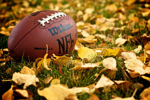 RE-BLOG IF YOU LOVE Friday Night Football, Cuddling In The Fall, Homecoming, and HOODIES!!