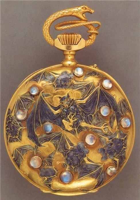 hostofsparrows:  A RARE ART NOUVEAU “BUTTERFLIES AND BATS” POCKETWATCH, BY RENE LALIQUE&