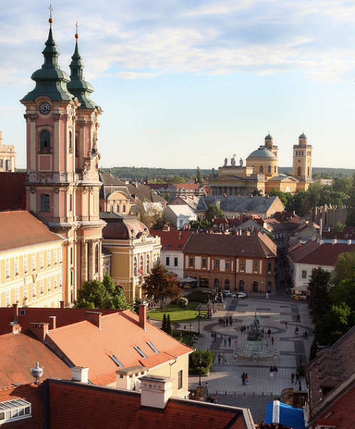 Panoramic view in Eger, one of the most beautiful cities in Hungary (by peter_panamint).