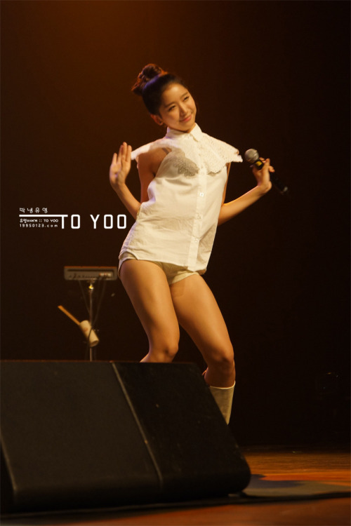 fyooyoung: 120920 YooYoung @ Hope “Sharing Concert”cr : TO YOO 