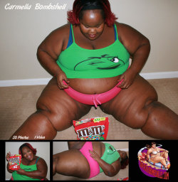 bombshellslive:  Carmella Bombshell - Supersized Snack!