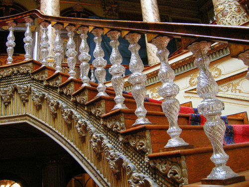 The Crystal Staircase inside Dolmabahçe Palace in Istanbul, Turkey (by rougetete).
