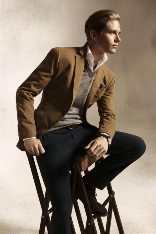 jaw3:  Massimo Dutti’s September 2012. 