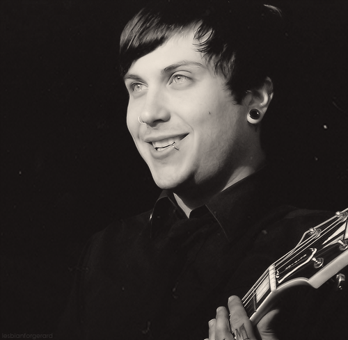 blackandwhitemcrblog-blog - My Chemical Romance: Black and White