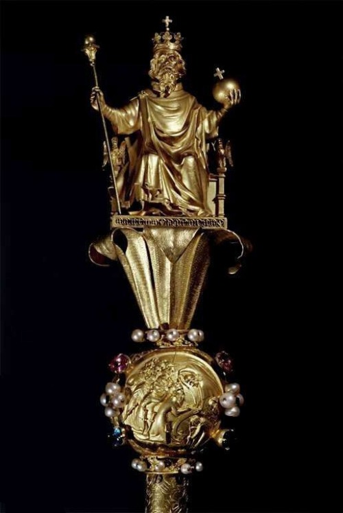 onlyartists:Scepter of Charles V of Franceca. 1364 - 1380 / Musée du Louvre, ParisThe statuette depi