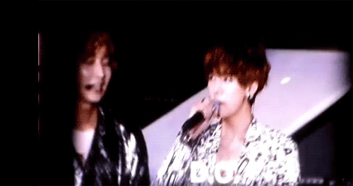 chanyeol-sexual:  Sehun looking at what he wrote in his palm because he forgot how
