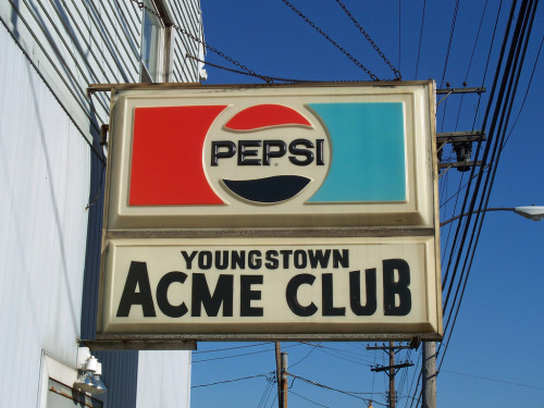 124daisies:Pepsi sign, Youngstown, Ohio