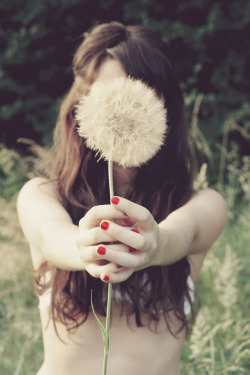 cherry-and-also-bomb:  ✡❀✟ vintage/indie ✟❀✡