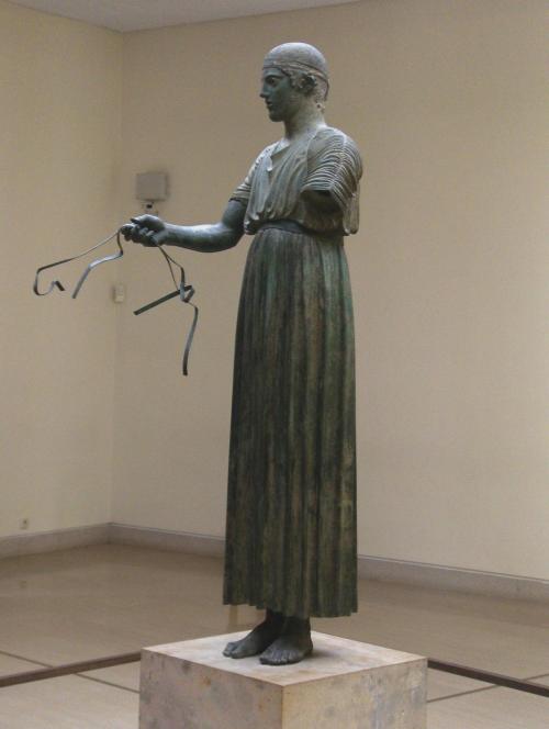 Delphi Charioteer from early fifth century BC. Polyzalos, a tyrant of Gela, dedicated statue to temp