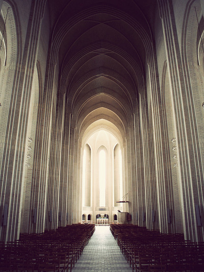 thevuas:
“ Grundtvigs Church I by KIM HØLTERMAND
”