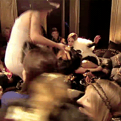 klepthoemaniac:  look how happy she gets when food arrives, what a pig 