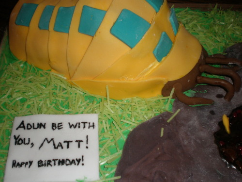 conbastard:  Protoss Reaver Birthday cake a friend and I made for another friend.  It’s safe to assume he like Starcraft. That is a Zergling that has been exploded all over the Creep, and it’s remains are  made of licorice and ham glaze.