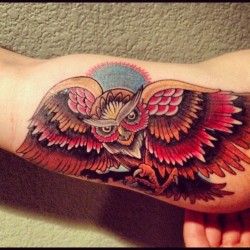 fuckyeahtattoos:  This owl was made by Sharky