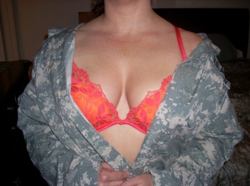 militarygirls4u:  Submitted to me from her adult photos