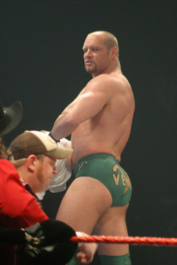 wweass:  FUCKING VAL VENIS. 