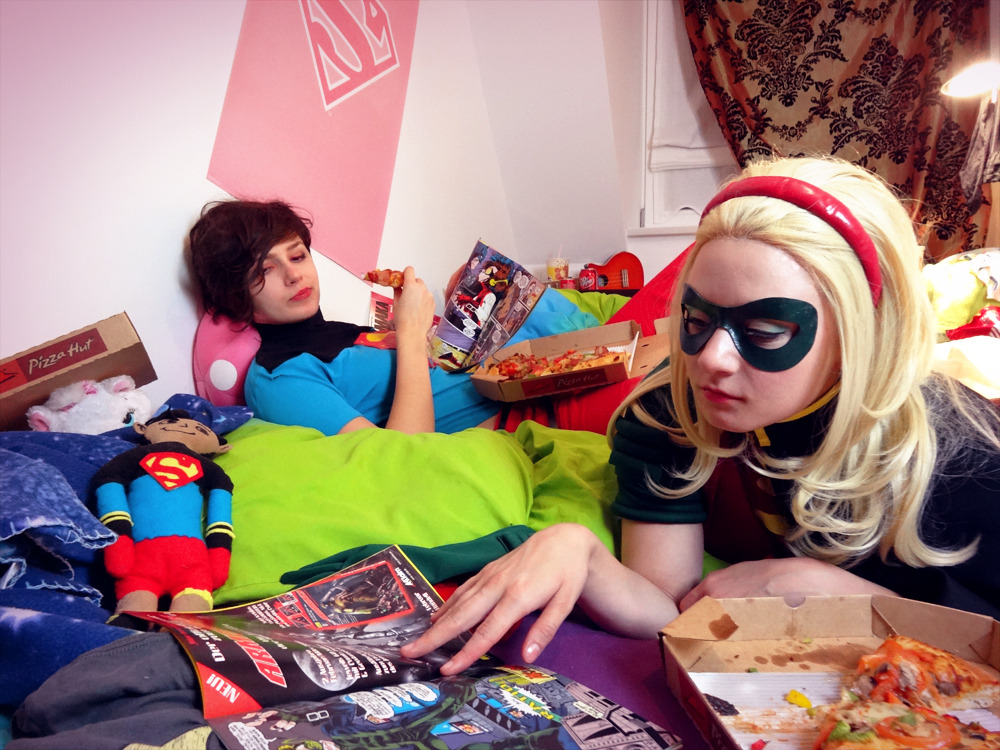 glasmond-photography:  Kon-Elle and Stephanie hanging out. &lt;3 (Superbabe (Character