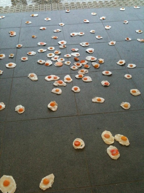 nearlywwitches:  this is it the eggpocalypse 