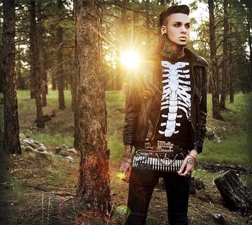 SIR DAHVIE VANITY