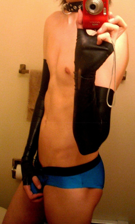 isadorekiren:  I like latex a little. 