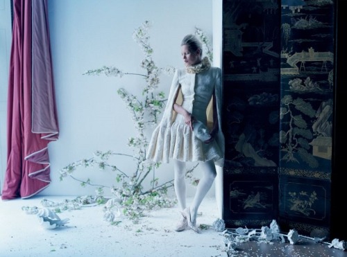 spinningbirdkick:  Tim Walker / LOVE Fall 2012.