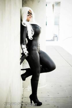 killerkurves:  ivydoomkitty:  Character: Black Cat (Felicia Hardy) Cosplayer: Ivy Doomkitty Photographer: Cesar Vivid Photography  