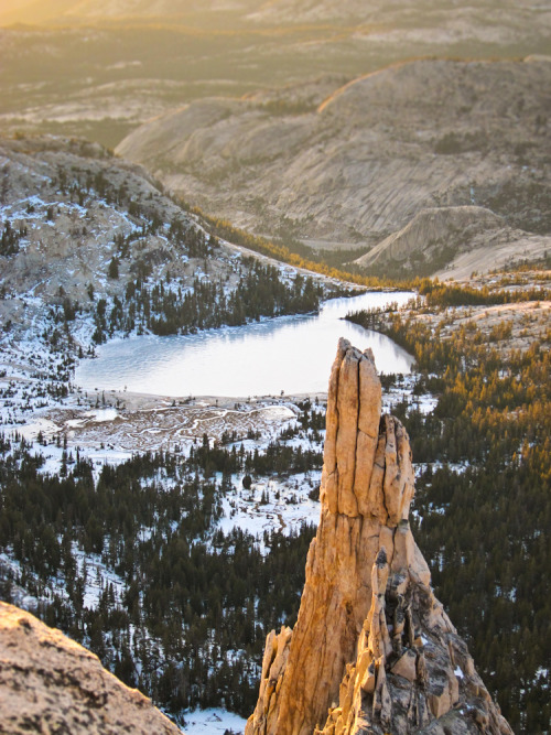 travelingcolors: Yosemite’s Eichorn Pinnacle | California (by brothergrimm)